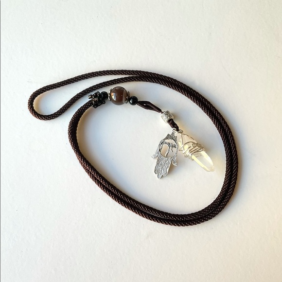 Handmade Sterling silver hamsa clear Quartz wand necklace gemstone healing stone - Picture 3 of 8